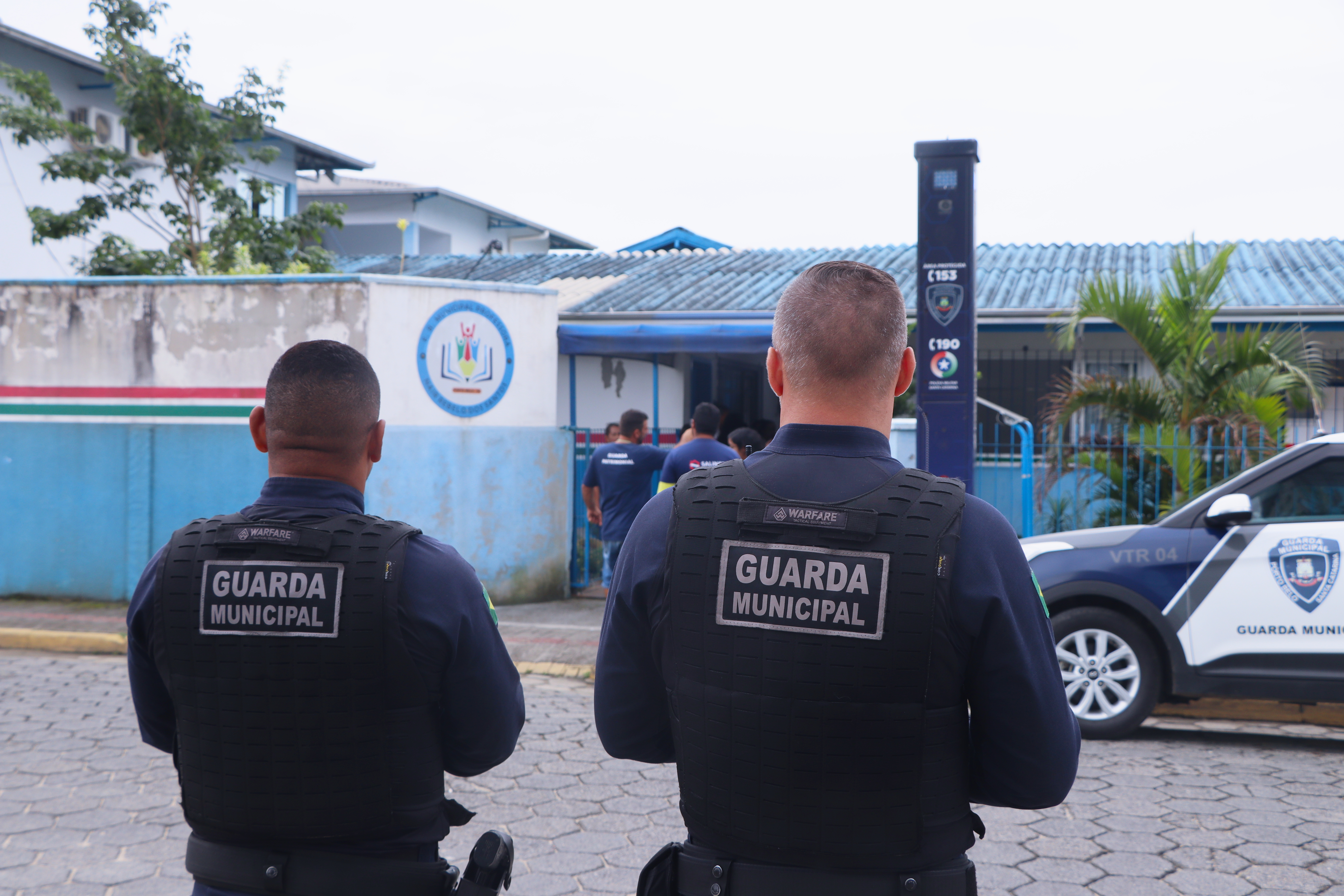 Porto Belo mantm Guarda Municipal atuando em horrios de entrada e sada das escolas municipais